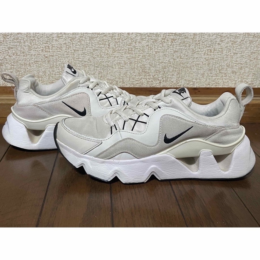 NIKE(ナイキ)のNIKE WMNS RYZ 365 24.0cm レディースの靴/シューズ(スニーカー)の商品写真