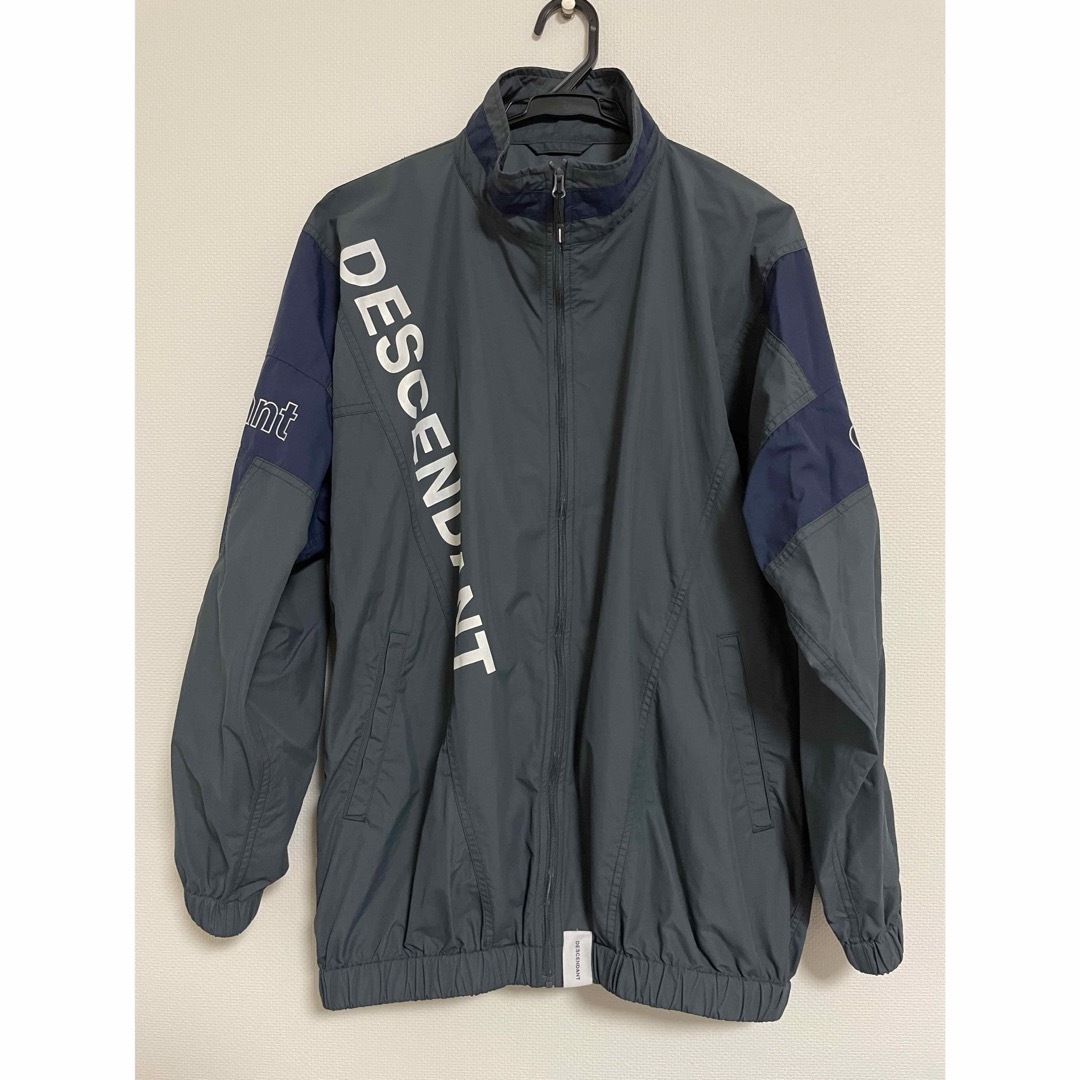 DESCENDANT(ディセンダント)のDESCENDANT/TERRACE NYLON JACKET GRAY M美品 メンズのジャケット/アウター(ナイロンジャケット)の商品写真