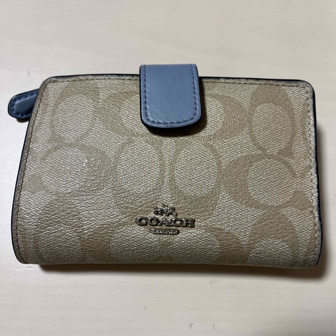 COACH(コーチ)のcoach 二つ折り財布 レディースのファッション小物(財布)の商品写真