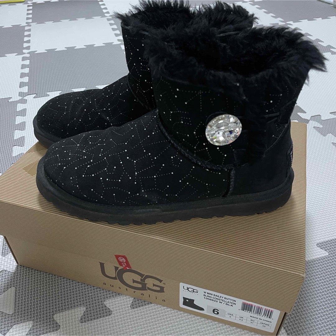 UGG アグ ミニベイリーボタン ムートンブーツ ピンク 7 24