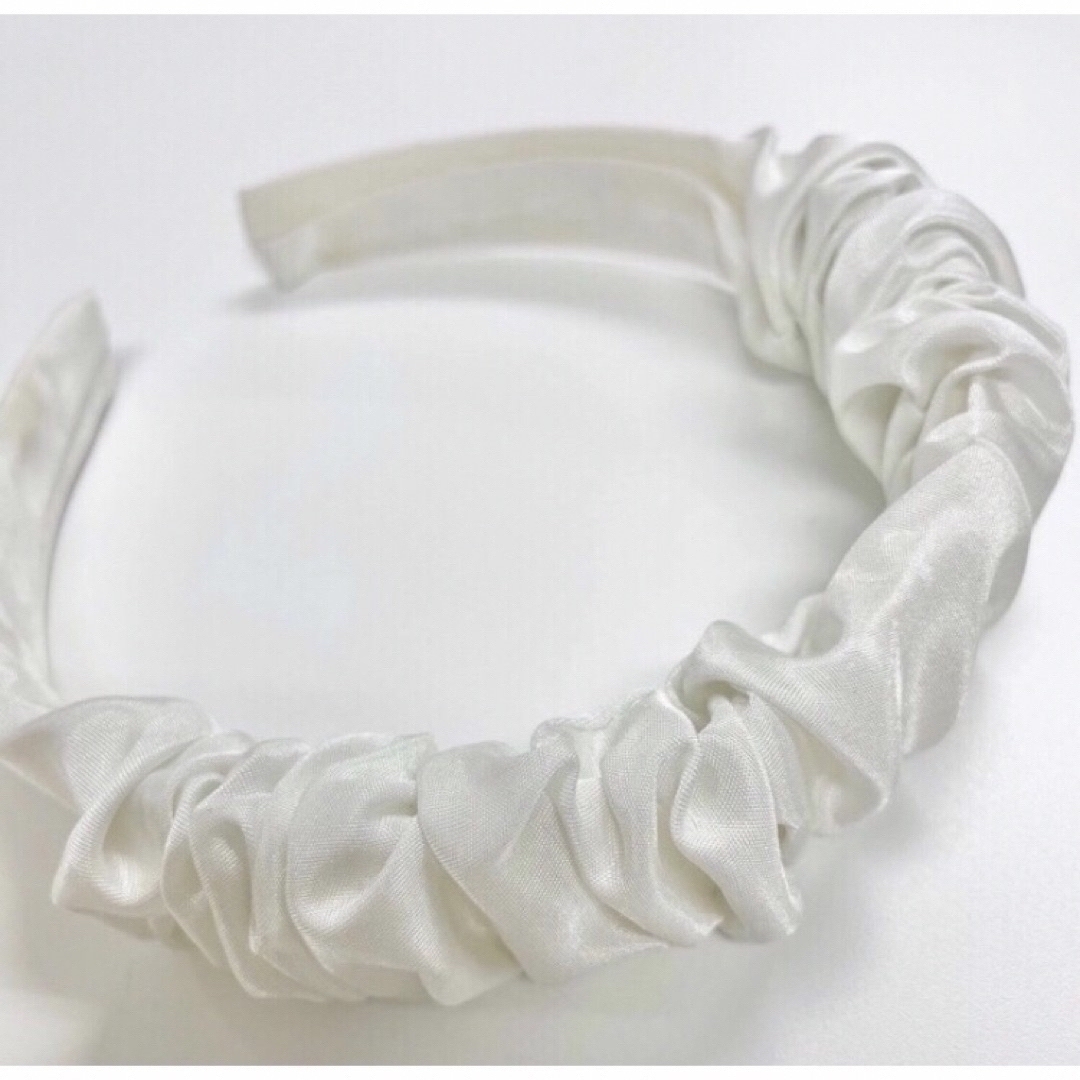 épine(エピヌ)の新品♡epinu♡gather headband white♡メイドカチューシャ レディースのヘアアクセサリー(カチューシャ)の商品写真