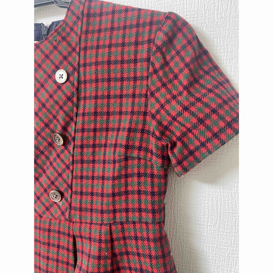 familiar(ファミリア)のファミリアfamiliar 赤チェック柄ワンピース　110cm キッズ/ベビー/マタニティのキッズ服女の子用(90cm~)(ワンピース)の商品写真