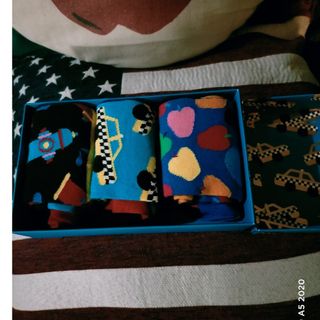 ハッピーソックス(Happy Socks)のひてま様専用　Happy Socks 3Pセット&ＤＫＮＹ メンズソックス　２点(ソックス)