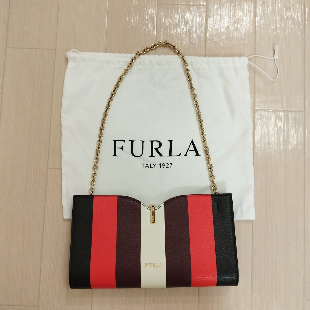 ハンドバッグFURLA　フルラ　チェーンバッグ