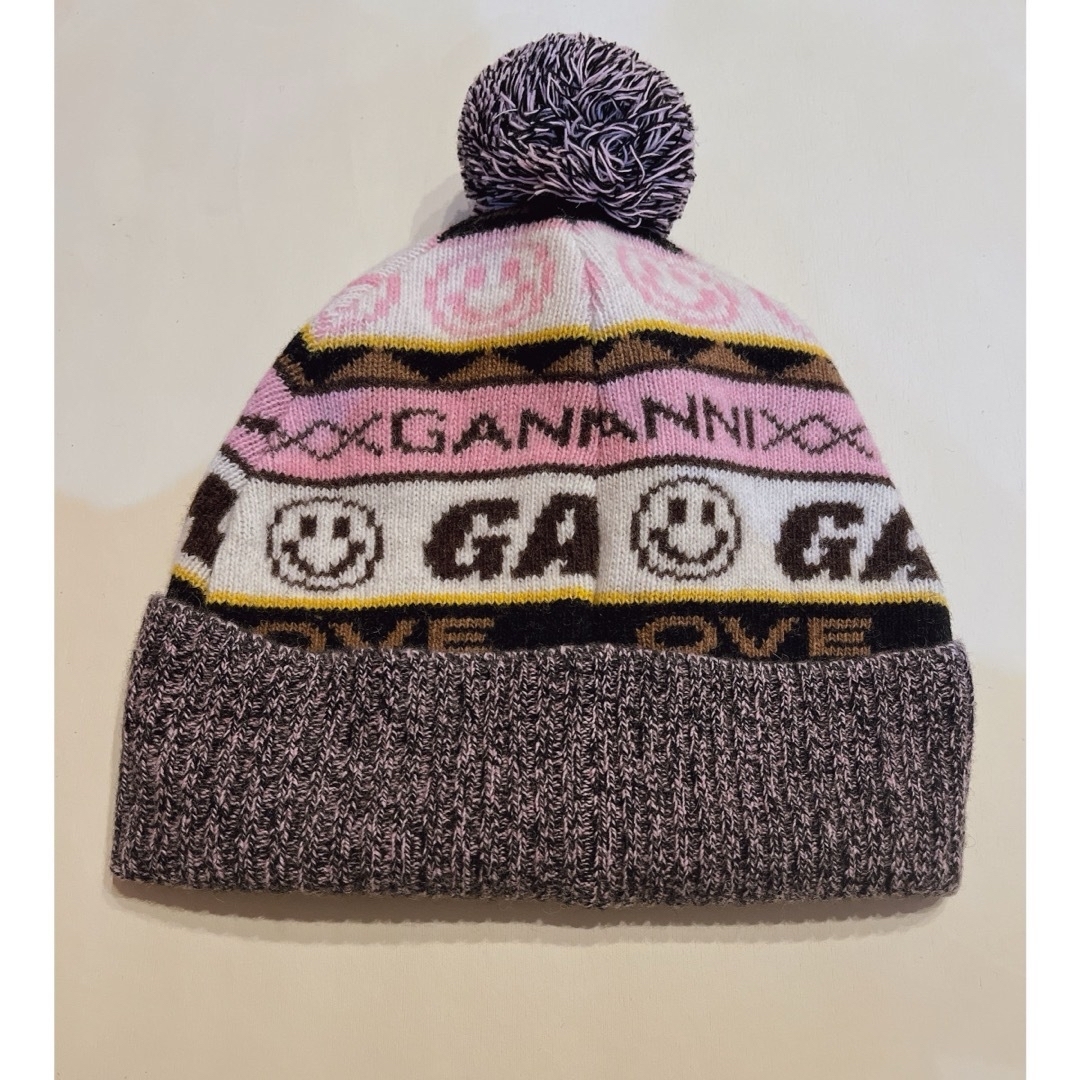 JOURNAL STANDARD(ジャーナルスタンダード)の新品未使用⭐︎正規品 GANNI ガニー ロゴ ビーニー ニット帽 レディースの帽子(ニット帽/ビーニー)の商品写真