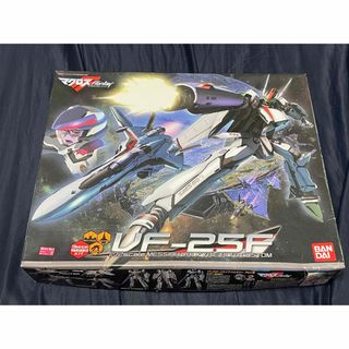 バンダイ(BANDAI)の1/72 VF-25F メサイアバルキリー アルト機(プラモデル)