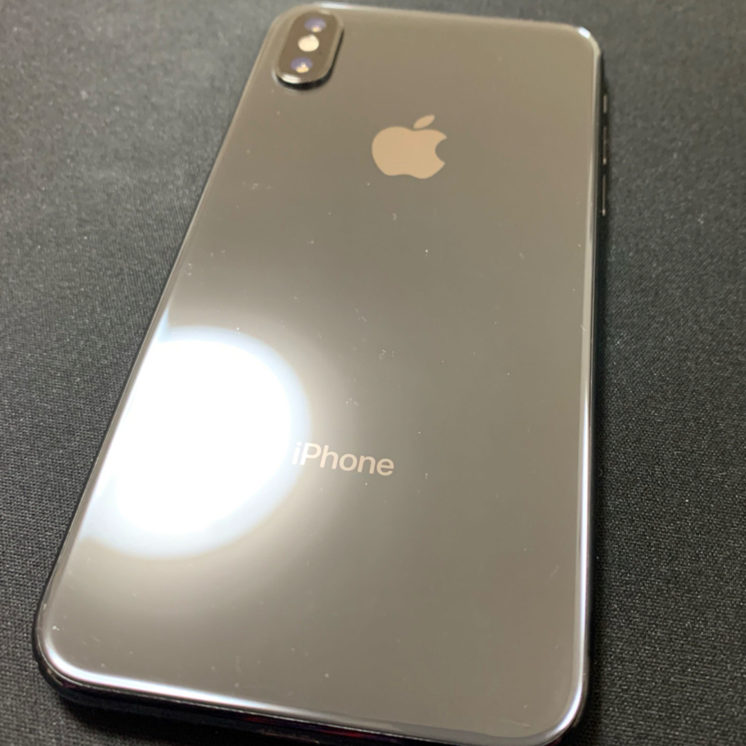 iPhone(アイフォーン)のiPhone X 64GBモデル(ジャンク) スマホ/家電/カメラのスマートフォン/携帯電話(スマートフォン本体)の商品写真