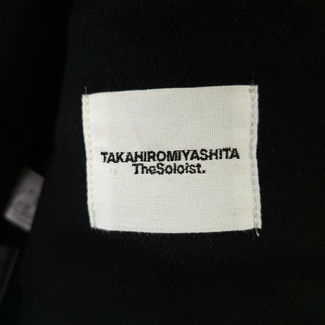 TAKAHIRO MIYASHITA THE SOLOIST.(タカヒロミヤシタザソロイスト)の16AW タカヒロミヤシタザソロイスト ウールカシミヤチェスターコート ブラック メンズのジャケット/アウター(チェスターコート)の商品写真