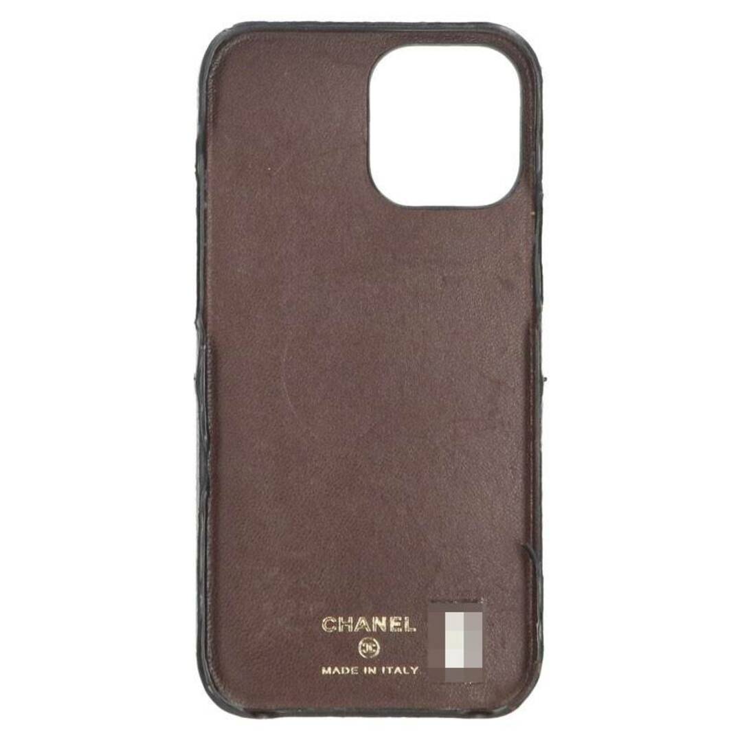 CHANEL(シャネル)のシャネル Iphone13 Pro Max ココマークアイフォンケース メンズ メンズのファッション小物(その他)の商品写真