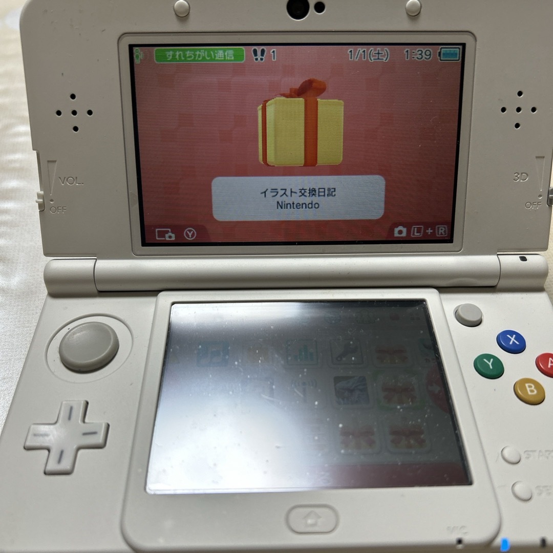 ニンテンドー3DS(ニンテンドー3DS)のNEW Nintendo 3DS きせかえプレート エンタメ/ホビーのゲームソフト/ゲーム機本体(携帯用ゲーム機本体)の商品写真