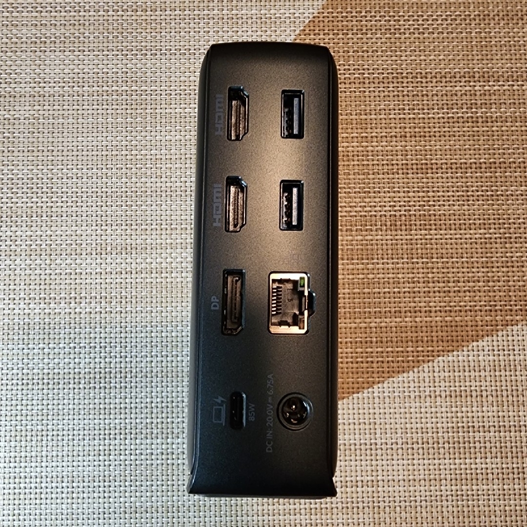 Anker(アンカー)のAnker PowerExpand USB-C ドッキングステーション スマホ/家電/カメラのPC/タブレット(PC周辺機器)の商品写真