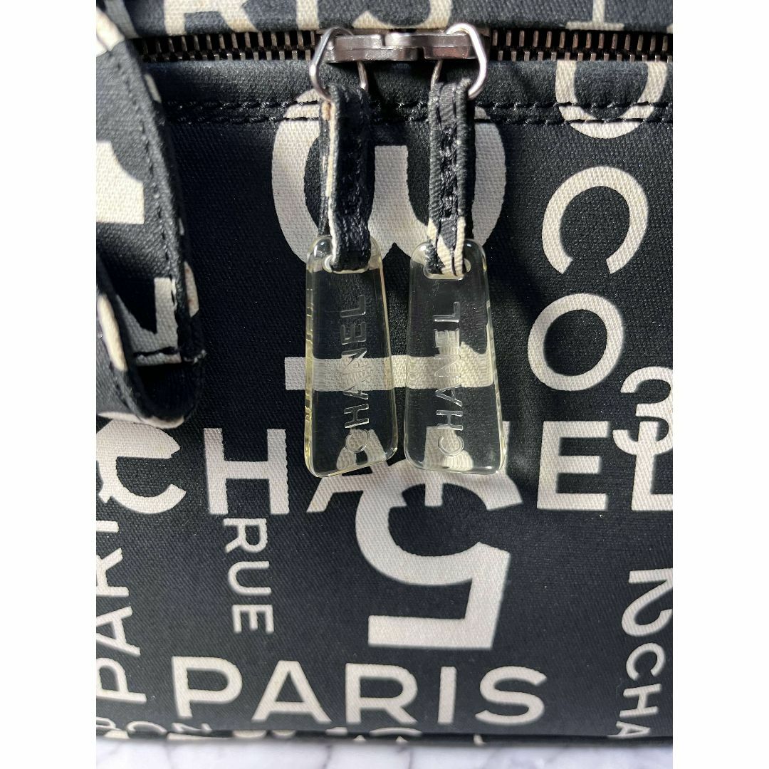 CHANEL(シャネル)の☆正規超極美品☆シャネル　2wayバニティ　バイシーライン　黒♪ レディースのバッグ(ボディバッグ/ウエストポーチ)の商品写真