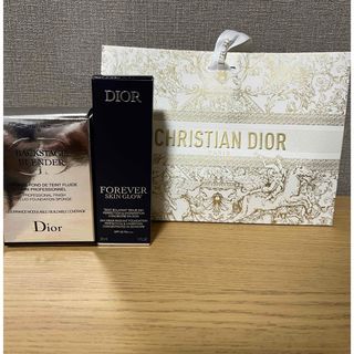 ディオール(Dior)の【新品未使用】ディオールリキッドファンデーションスポンジ付(ファンデーション)