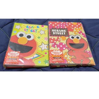 セサミストリート(SESAME STREET)のｴﾙﾓ(SESAME STREET)ﾎﾟｽﾄｶｰﾄﾞｱﾙﾊﾞﾑ48枚収納(キャラクターグッズ)