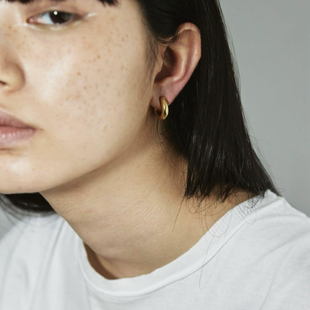 TODAYFUL(トゥデイフル)の【TODAYFUL】Mini Hoop Earring ゴールド レディースのアクセサリー(イヤリング)の商品写真