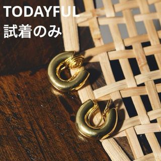 トゥデイフル(TODAYFUL)の【TODAYFUL】Mini Hoop Earring ゴールド(イヤリング)