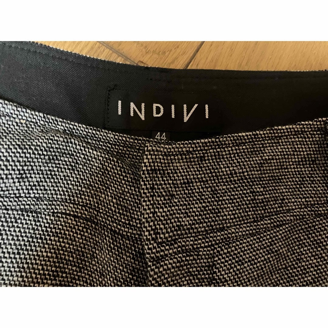 INDIVI(インディヴィ)のINDIVI 44号　秋冬向け　ハーフパンツ レディースのパンツ(ハーフパンツ)の商品写真