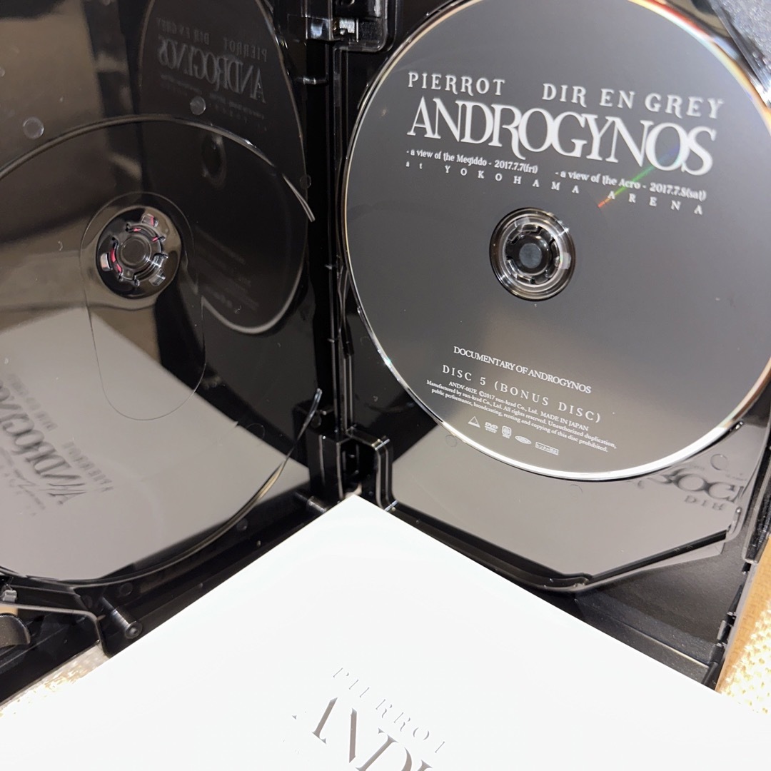 ANDROGYNOS【豪華盤7枚組】PIERROT/DIR EN GREY ミュージック ANDROGYNOS【豪華盤7枚組】PIERROT/DIR EN GREY ミュージック