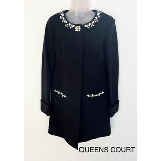 クイーンズコート(QUEENS COURT)のQUEENS COURT ビジュー付きノーカラーコート(ロングコート)