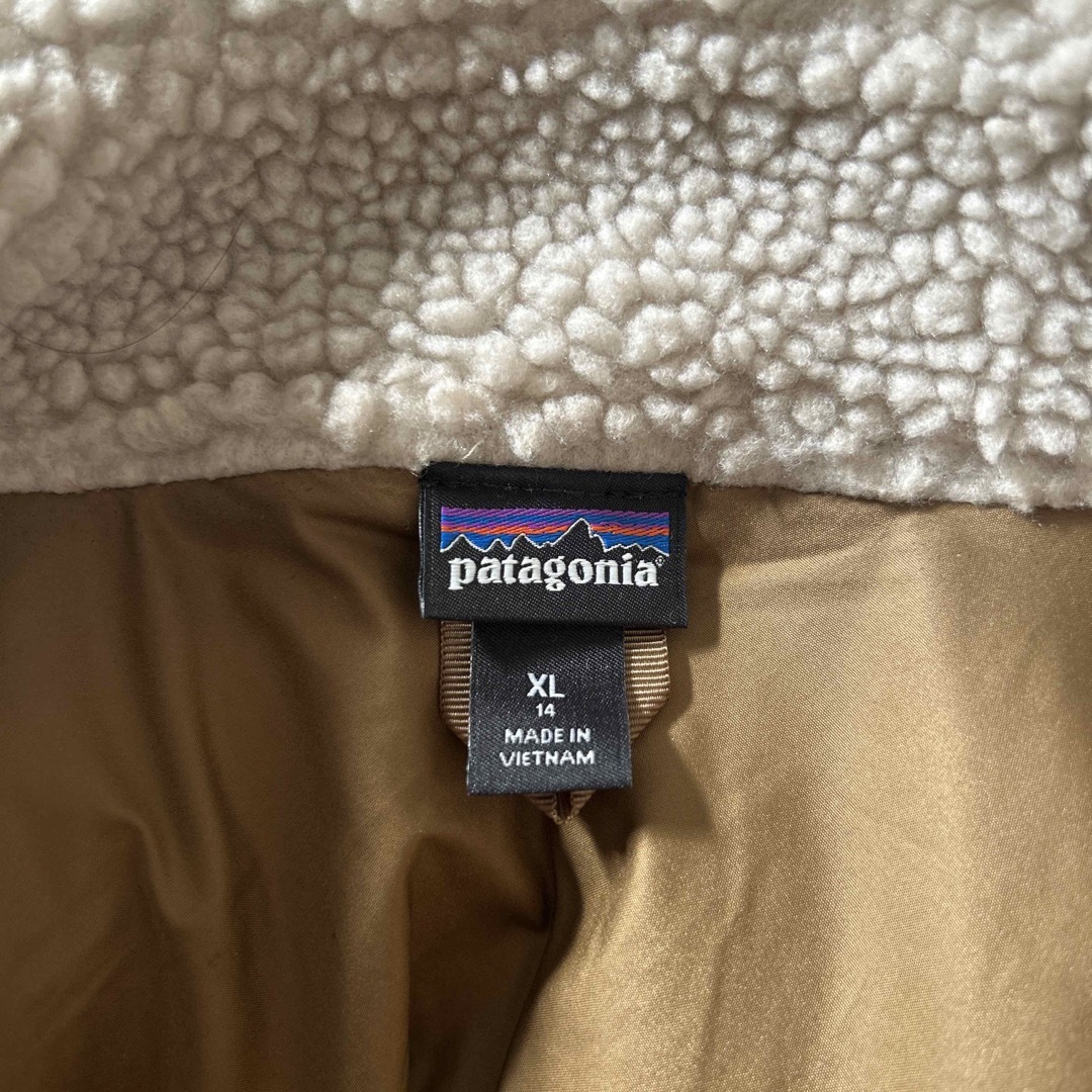 patagonia(パタゴニア)の美品 patagonia /レトロX ジャケット ベージュ×カーキ　 レディースのジャケット/アウター(その他)の商品写真