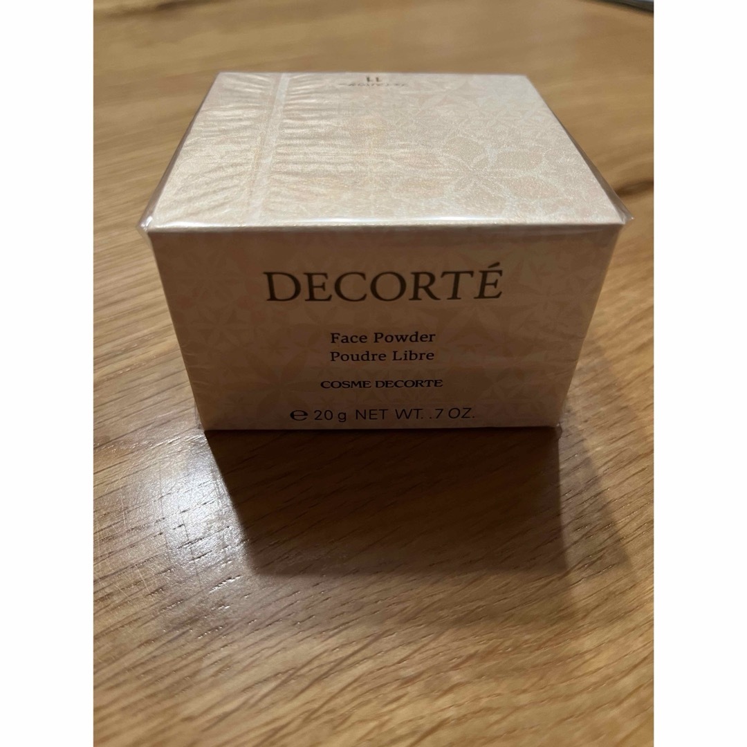 COSME DECORTE(コスメデコルテ)の新品未使用⭐︎ コスメデコルテ フェイスパウダー 11  コスメ/美容のベースメイク/化粧品(フェイスパウダー)の商品写真