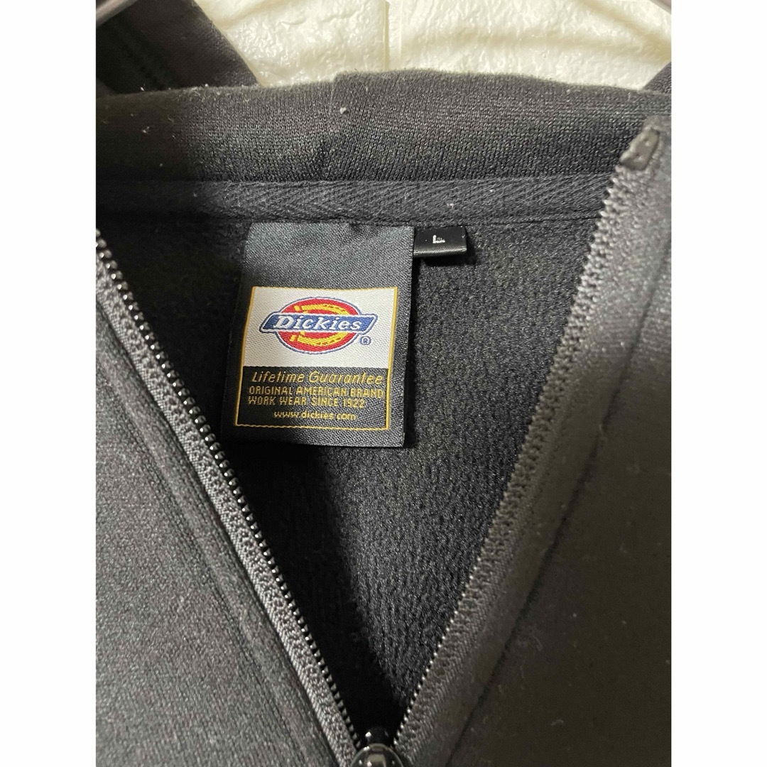 Dickies(ディッキーズ)のDickies ジップアップパーカー Lサイズ ブラック 裏起毛 メンズのトップス(パーカー)の商品写真