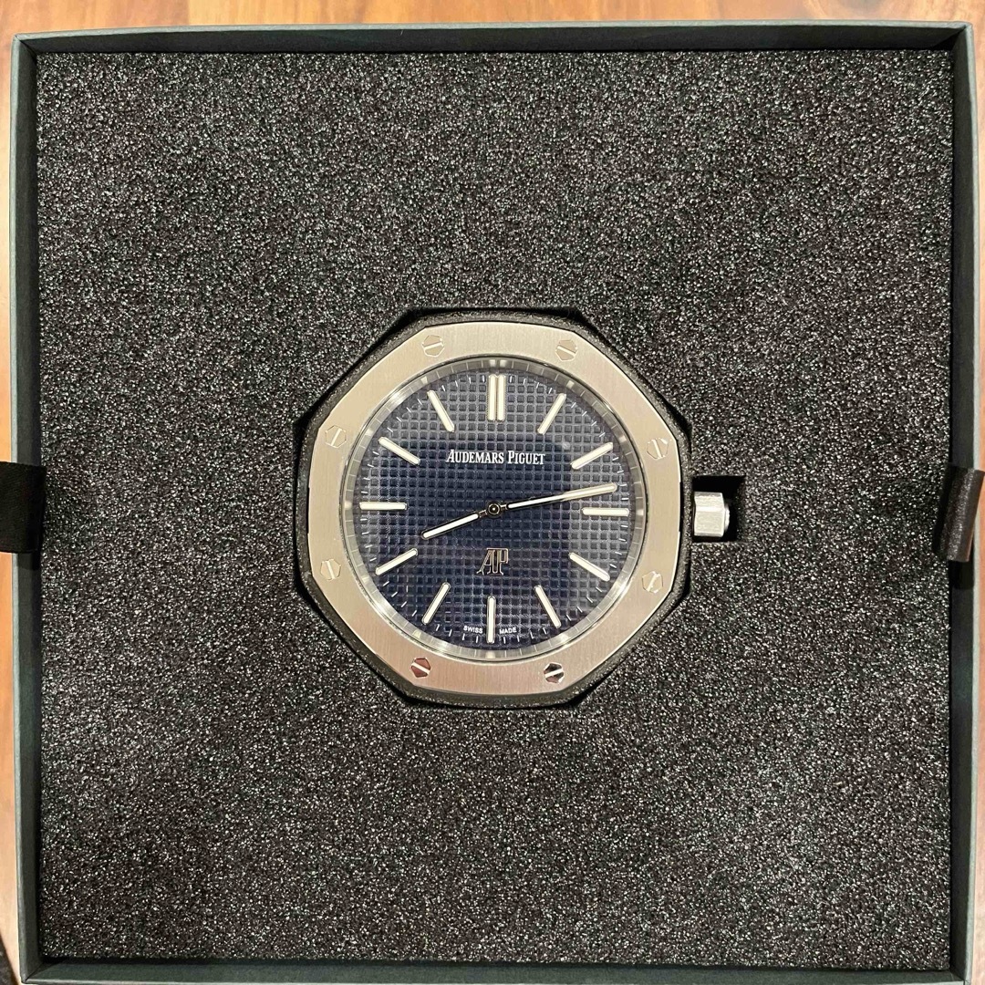 AUDEMARS PIGUET(オーデマピゲ)の非売品　限定2250 個　オーデマピゲ　ロイヤルオーク　テーブルクロック メンズの時計(その他)の商品写真