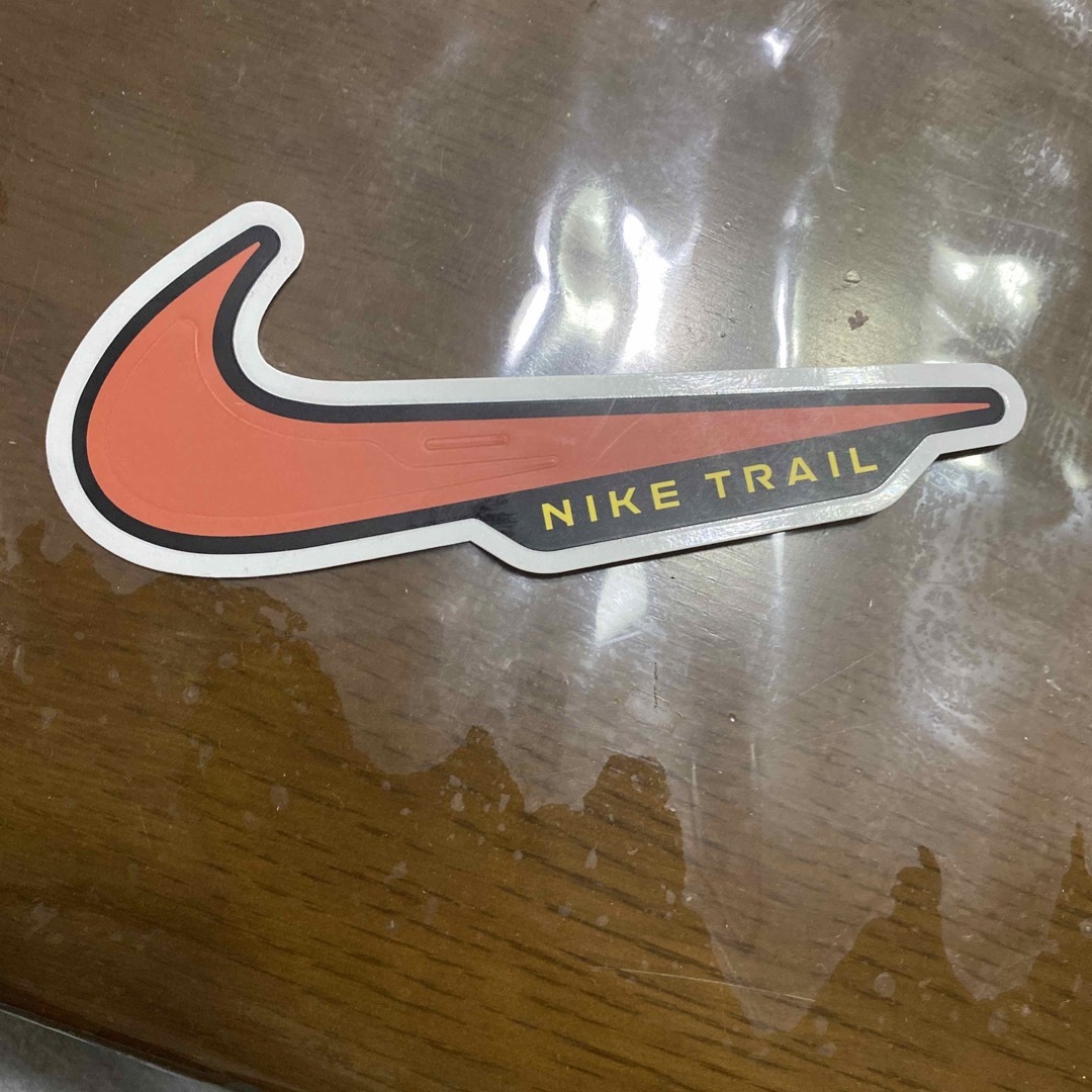 NIKE(ナイキ)のNIKE ステッカー 自動車/バイクのバイク(ステッカー)の商品写真