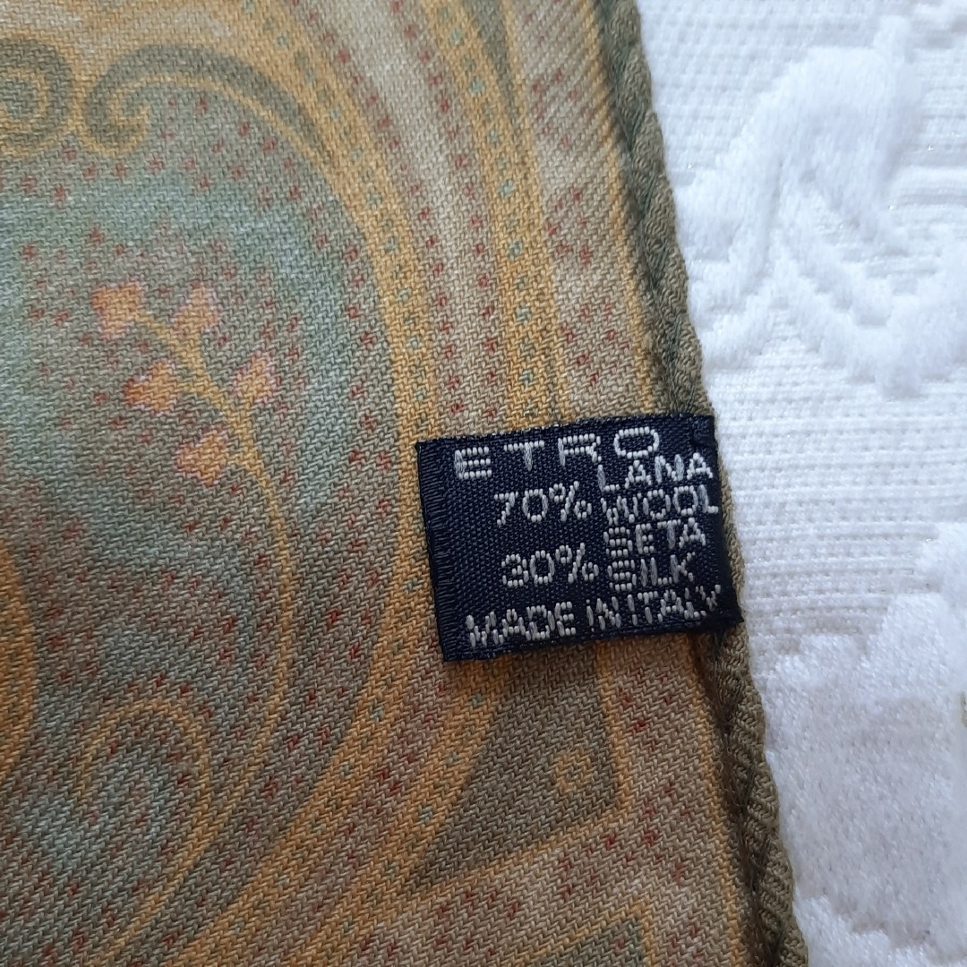 ETRO(エトロ)の#ETRO　ウール70%シルク30%／ストール／未使用品／合わせ易いキャメル系色 レディースのファッション小物(バンダナ/スカーフ)の商品写真