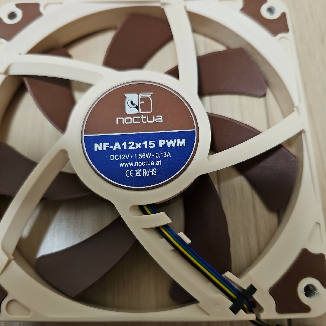 noctua ケースファン　2個セット スマホ/家電/カメラのPC/タブレット(PCパーツ)の商品写真