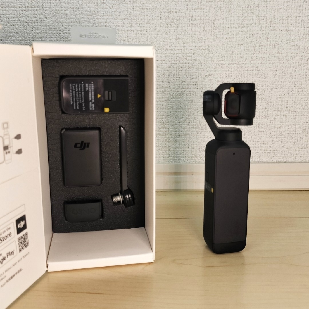 Inspire（DJI）(インスパイア)のDJI POCKET 2 Creator Combo スマホ/家電/カメラのカメラ(ビデオカメラ)の商品写真