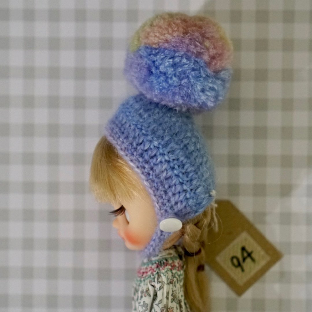 【94】ミディブライスぽんぽん帽子人形