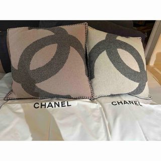 CHANEL ココマーク クッション 2個セット ケース付き