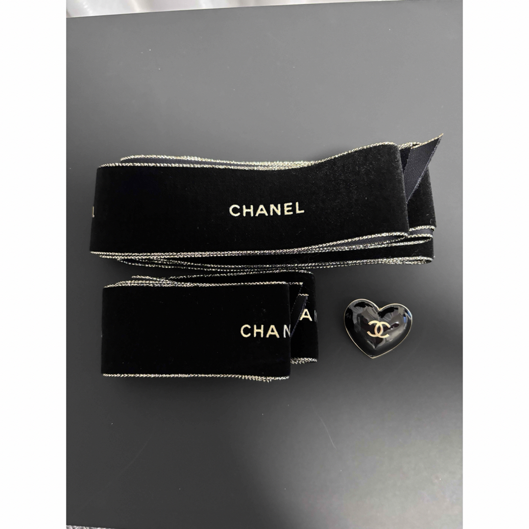 CHANEL　ハートチャーム　ベロアリボン　ホリデー2023 限定