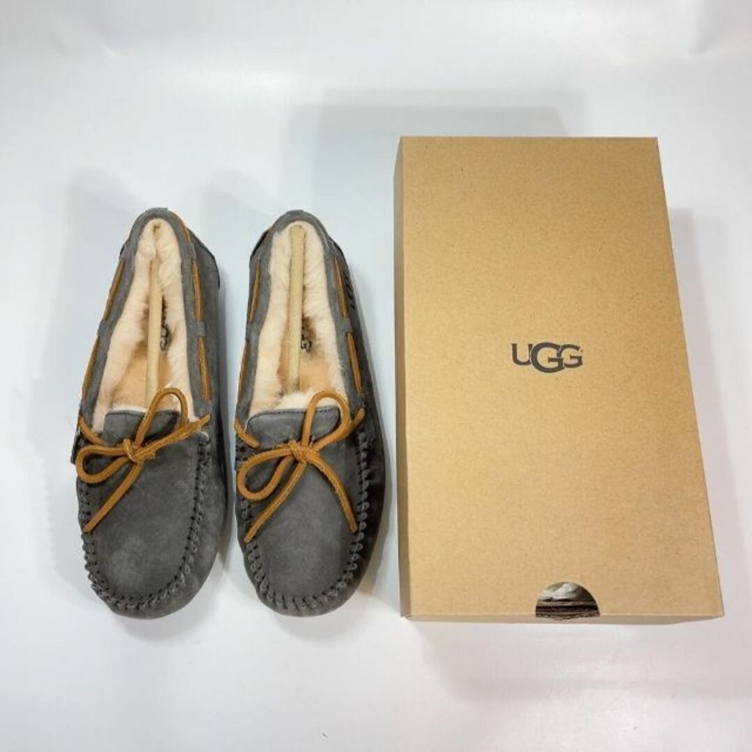 UGG(アグ)のアグ UGG ダコタ DAKOTA モカシン 23cm(US6) グレー レディースの靴/シューズ(スリッポン/モカシン)の商品写真