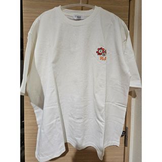 ビーティーイシビル(BT21)の【新品・未使用】BT21 RJ フラワーTシャツ(キャラクターグッズ)