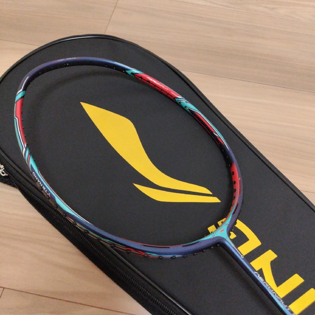 YONEX(ヨネックス)のリーニン　AERONAUT9000C 国内正規品　ガット張り込み スポーツ/アウトドアのスポーツ/アウトドア その他(バドミントン)の商品写真