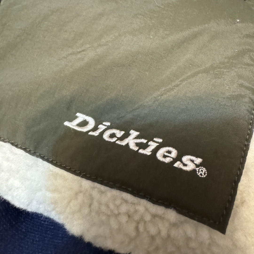 Dickies(ディッキーズ)のディッキーズ　ブルゾン　ボア　カーキ　リバーシブル メンズのジャケット/アウター(ブルゾン)の商品写真