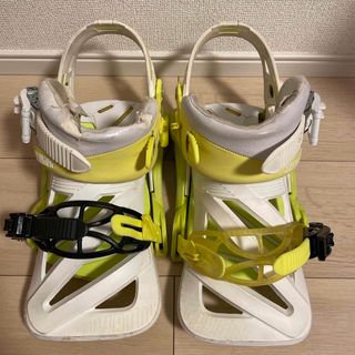 サロモン(SALOMON)のSALOMON  ホログラム　Mサイズ(バインディング)