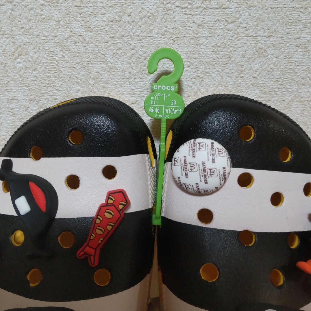 crocs(クロックス)の【新品】crocs シューズ 29cm メンズの靴/シューズ(サンダル)の商品写真