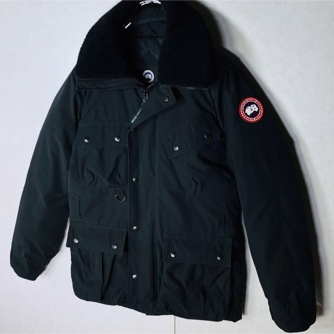 CANADA GOOSE(カナダグース)の【美品】カナダグース ダウンジャケット Mサイズ ブラック 4080M メンズのジャケット/アウター(ダウンジャケット)の商品写真