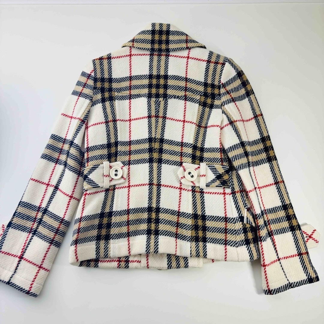 BURBERRY BLUE LABEL(バーバリーブルーレーベル)のバーバリーブルーレーベル　ノバチェック　ピーコート　厚手　ベルト レディースのジャケット/アウター(ピーコート)の商品写真