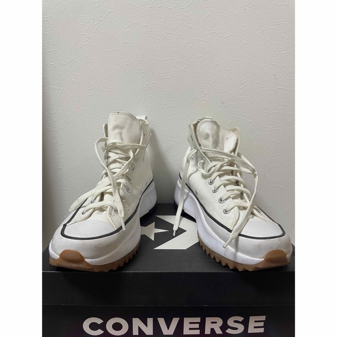 converse runstarhike White