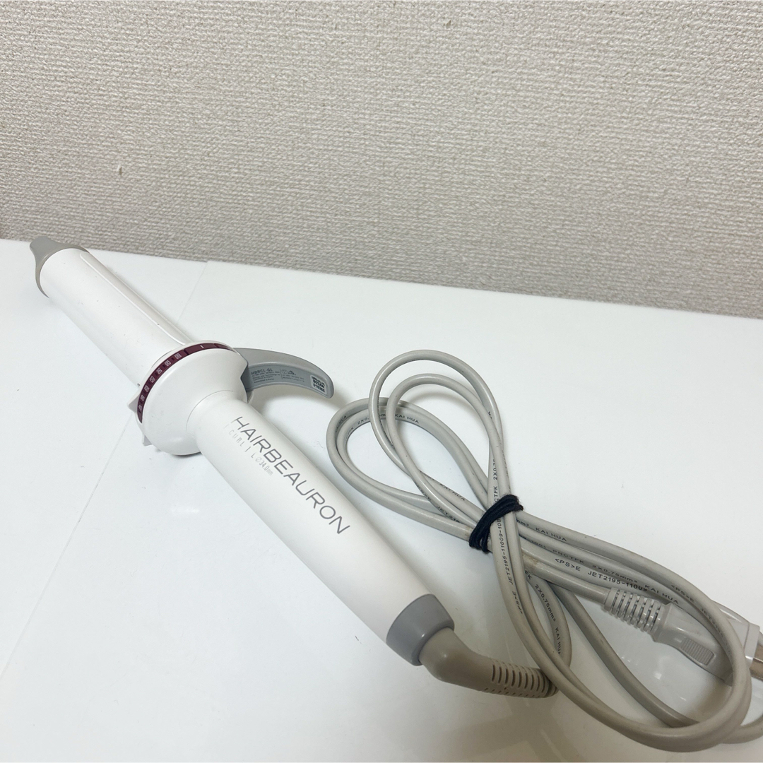 Lumiere Blanc(リュミエールブラン)のヘアビューロン リュミエリーナ　ジャンク品 スマホ/家電/カメラの美容/健康(ヘアアイロン)の商品写真