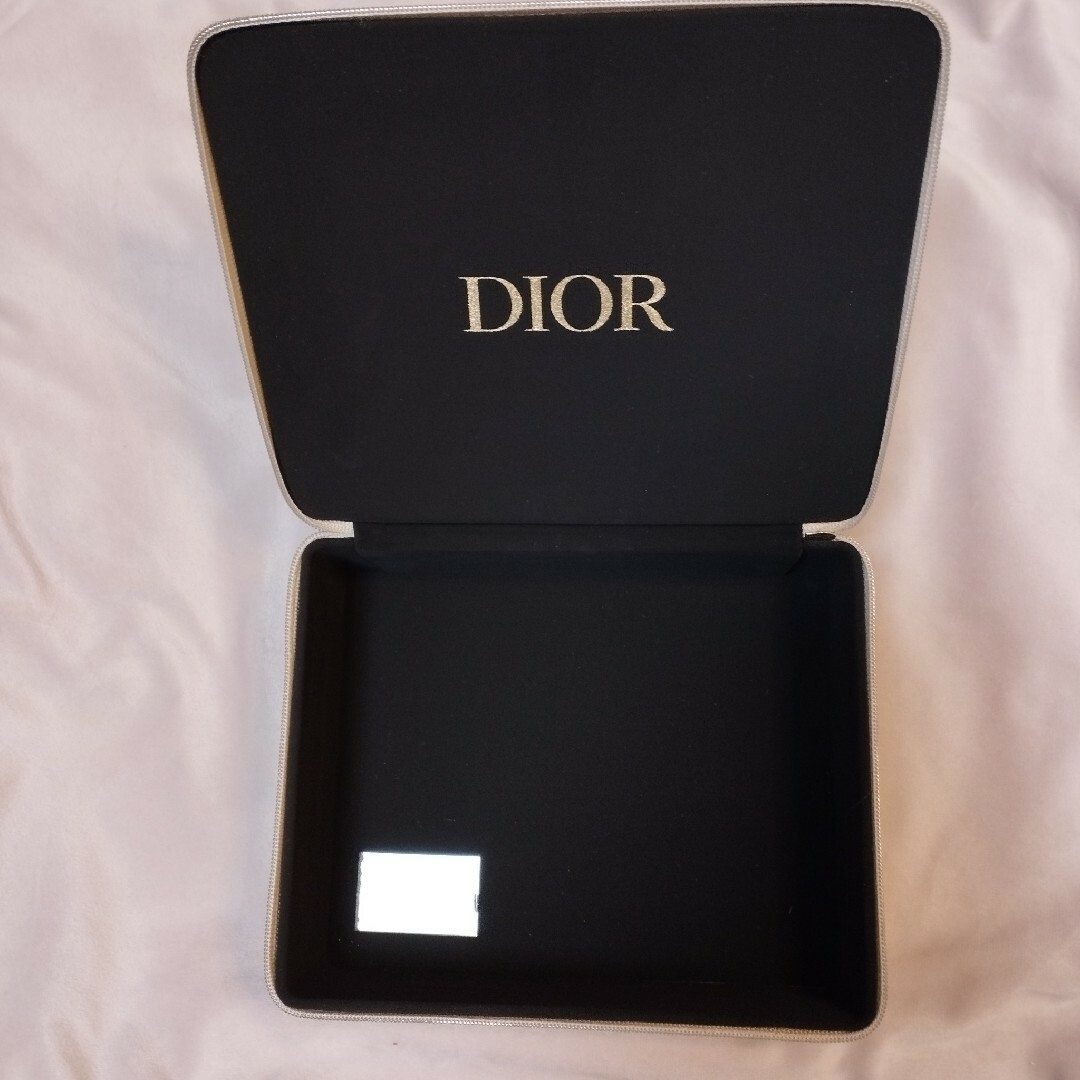 Christian Dior(クリスチャンディオール)の【新品未使用】Diorノベルティセット エンタメ/ホビーのコレクション(ノベルティグッズ)の商品写真