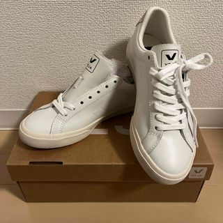 ヴェジャ(VEJA)のお正月セール！再値下げ【未使用】VEJA スニーカー EUR:37サイズ(スニーカー)