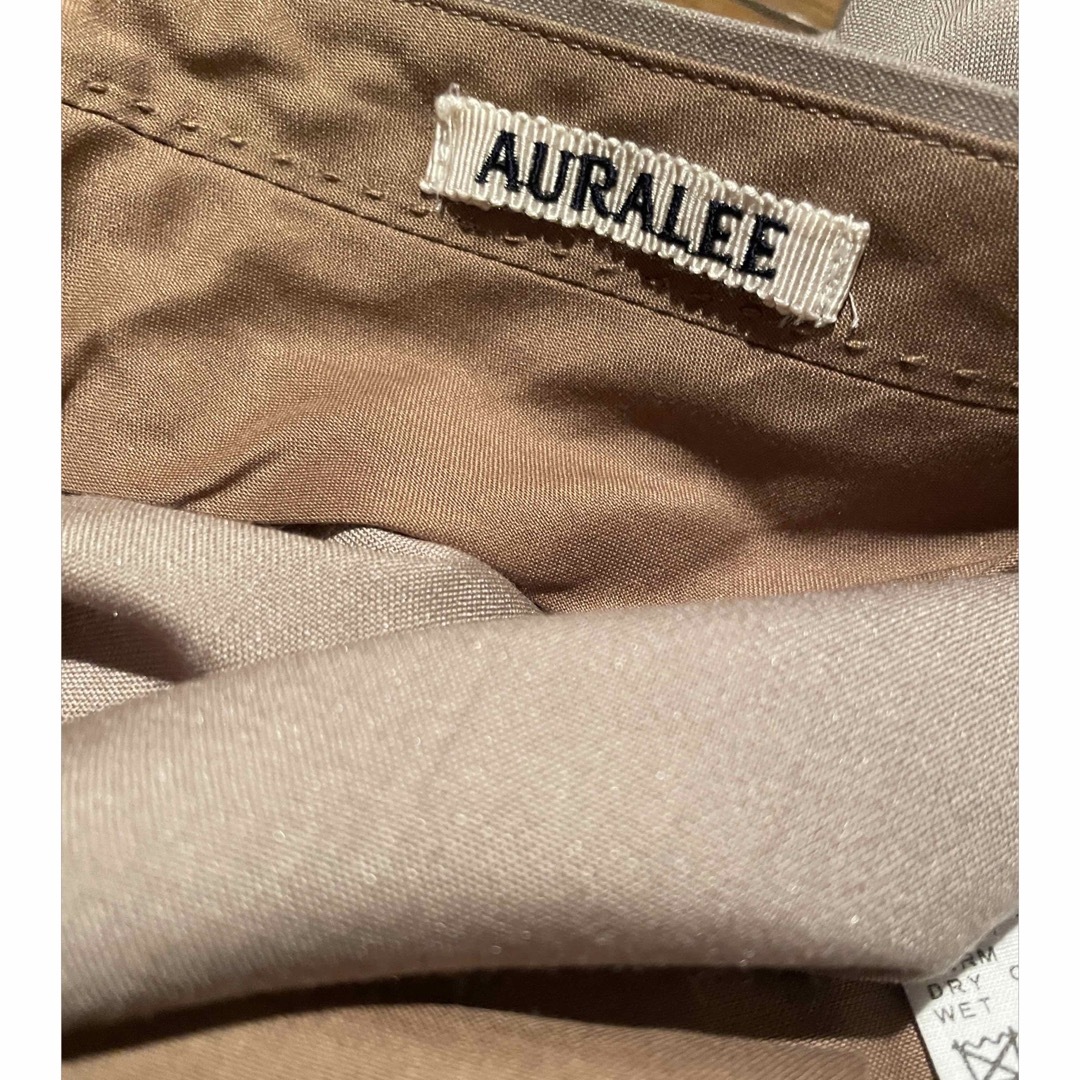 AURALEE(オーラリー)のauralee 20ss wool silk tropical slacks 3 メンズのパンツ(スラックス)の商品写真