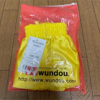 新品タグ付　wundou  サッカーパンツ　150㎝