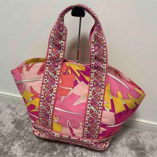 エミリオプッチ(EMILIO PUCCI)のEMILIO PUCCI エミリオプッチ　トートバッグ　キャンパス 花柄(トートバッグ)