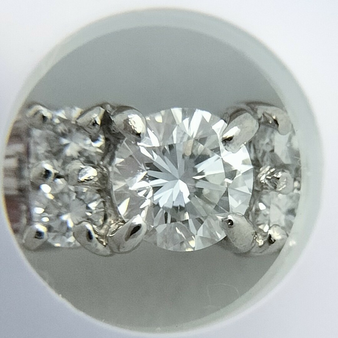 ダイヤモンド リング Pt900 0.82ct 4.7g レディースのアクセサリー(リング(指輪))の商品写真